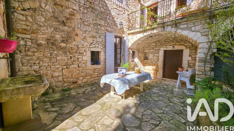 Maison - 360 m² - 12 pièces