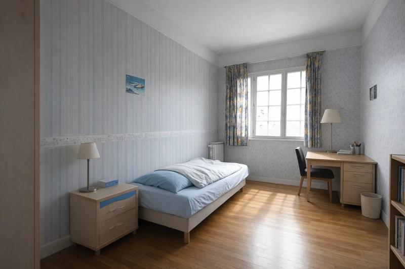 Maison - 230 m² - 8 pièces