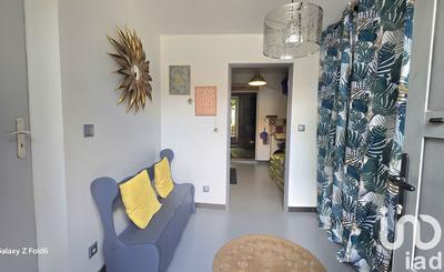 Maison - 205 m² - 8 pièces