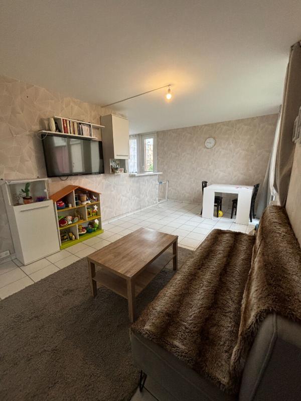 Appartement - 65 m² - 4 pièces