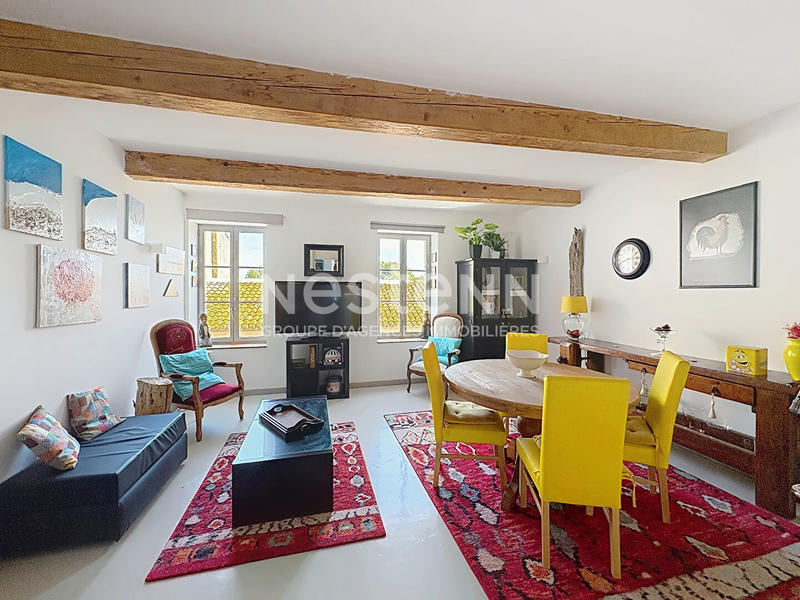 Maison - 185 m² - 9 pièces