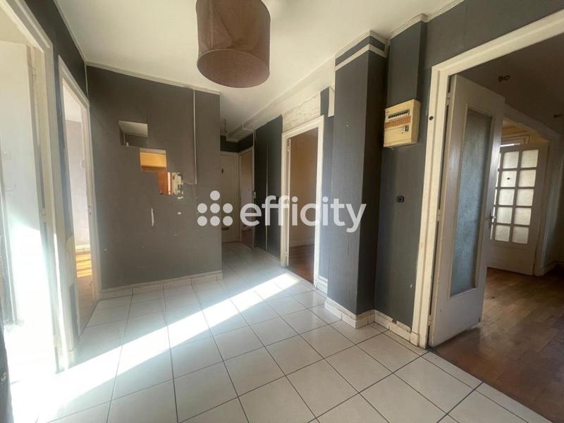 Appartement - 76 m² - 4 pièces