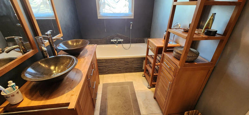 Villa - 171 m² - 6 pièces