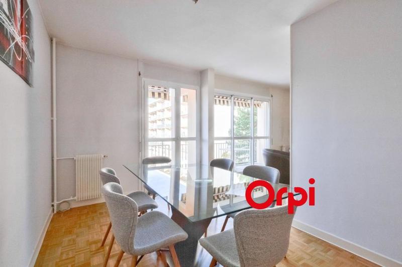 Appartement - 72 m² - 4 pièces