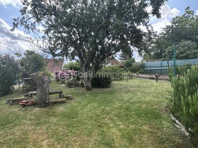 Maison - 176 m² - 8 pièces