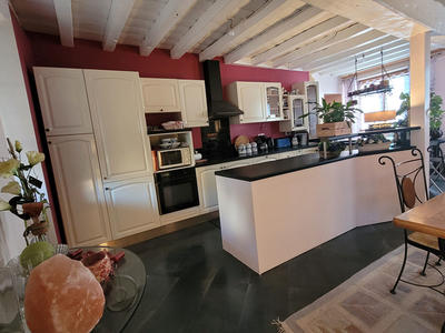 Maison - 237 m² - 10 pièces