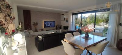 Appartement - 81 m² - 3 pièces