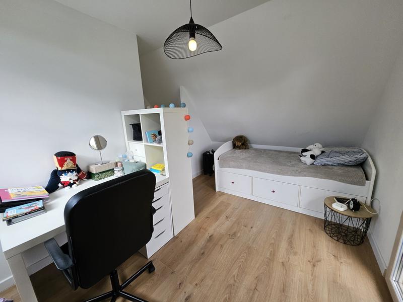 Maison - 143 m² - 9 pièces