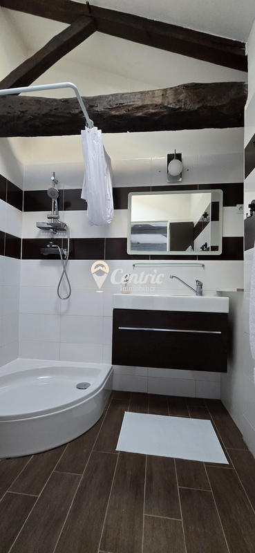 Maison - 98 m² - 4 pièces