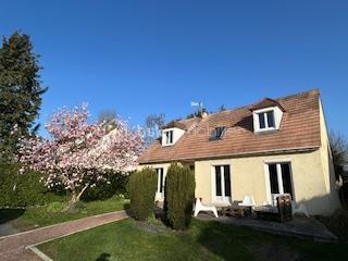 Maison - 126 m² - 6 pièces