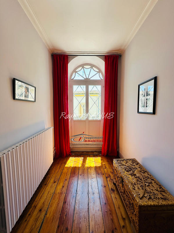 Maison de village - 315 m² - 8 pièces