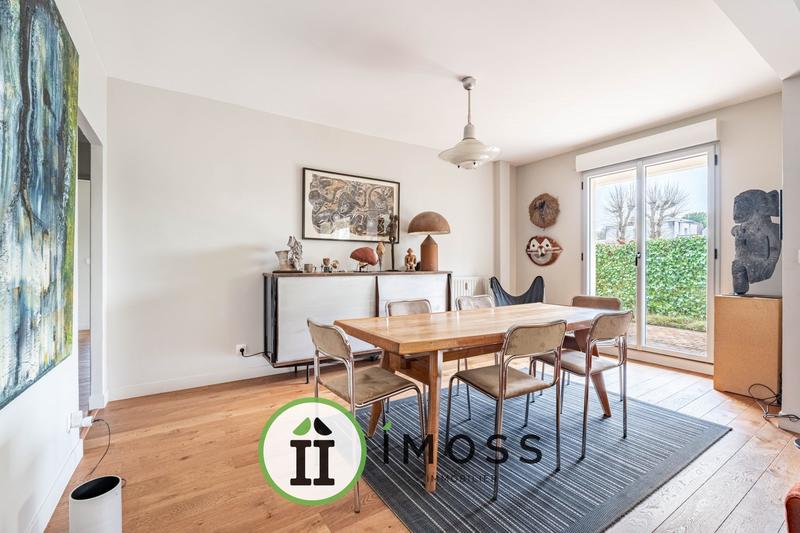 Appartement - 99 m² - 3 pièces