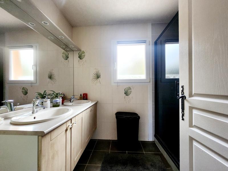 Maison - 127 m² - 6 pièces