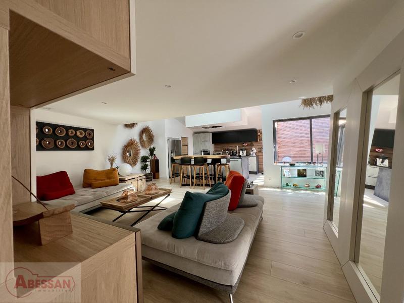 Maison de ville - 174 m² - 5 pièces