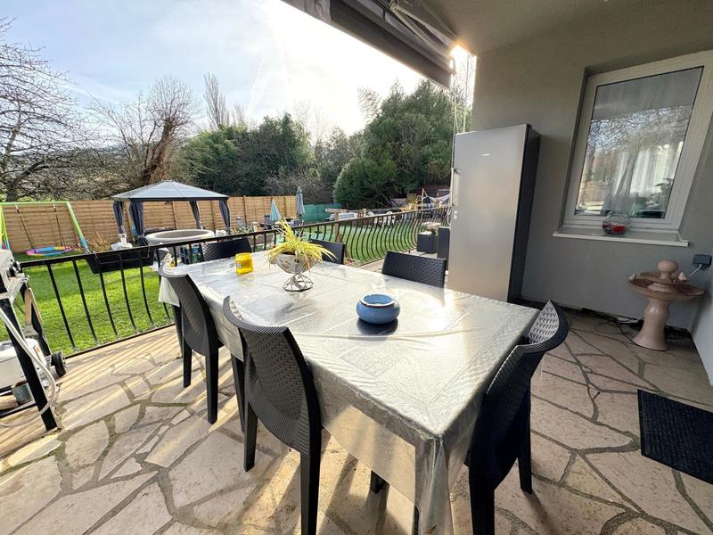 Maison - 177 m² - 7 pièces