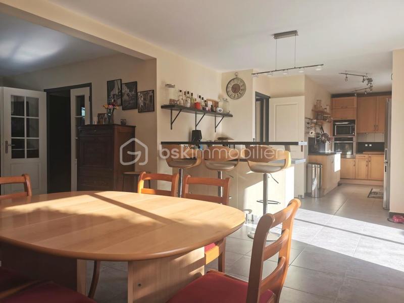 Maison traditionnelle - 130 m² - 7 pièces