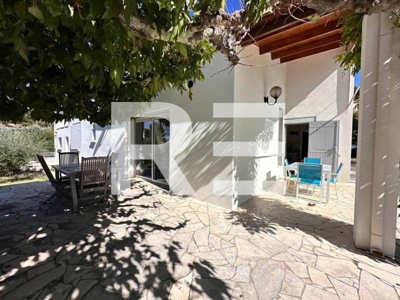 Villa - 171 m² - 8 pièces