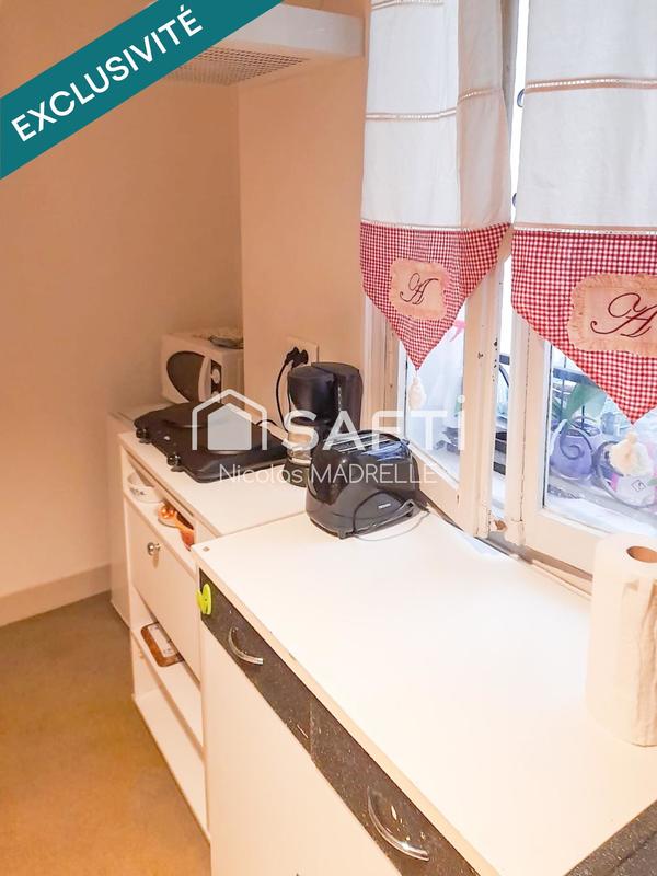 Local commercial - 80 m² - 4 pièces