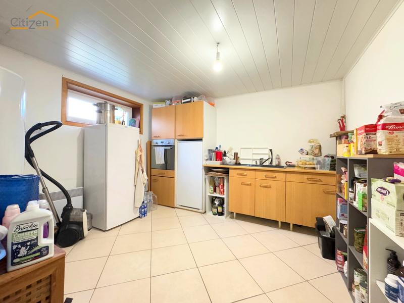 Maison - 200 m² - 6 pièces