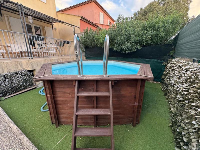 Maison - 99 m² - 5 pièces