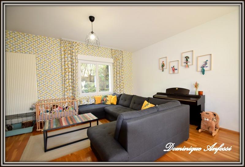 Maison - 159 m² - 6 pièces