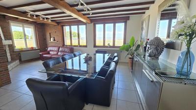 Maison - 166 m² - 6 pièces