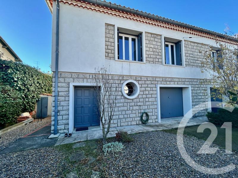 Appartement - 90 m² - 4 pièces