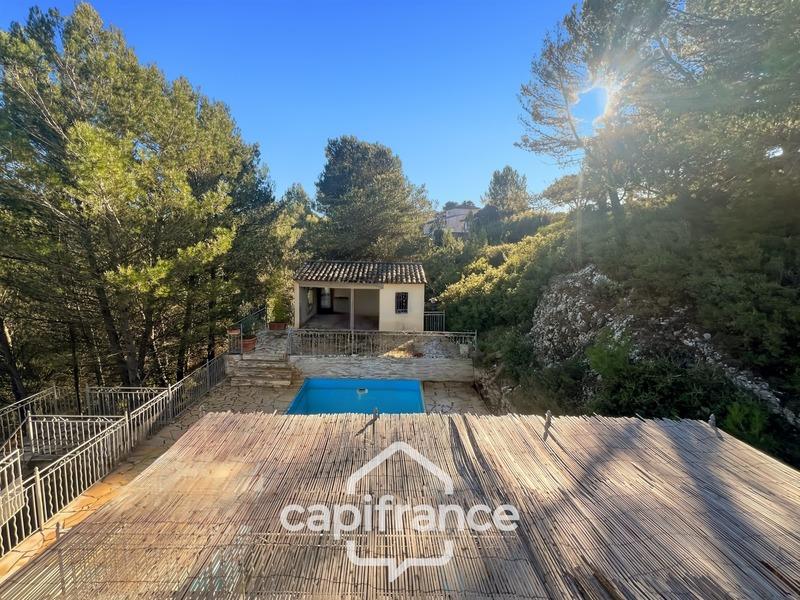 Villa - 290 m² - 8 pièces