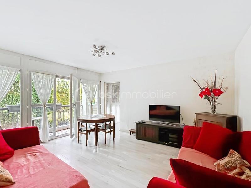 Appartement - 80 m² - 4 pièces