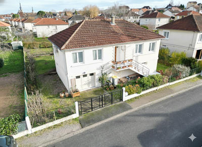 Maison - 92 m² - 4 pièces