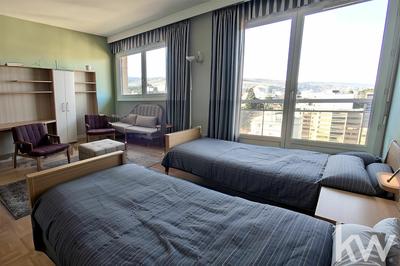 Appartement - 185 m² - 7 pièces