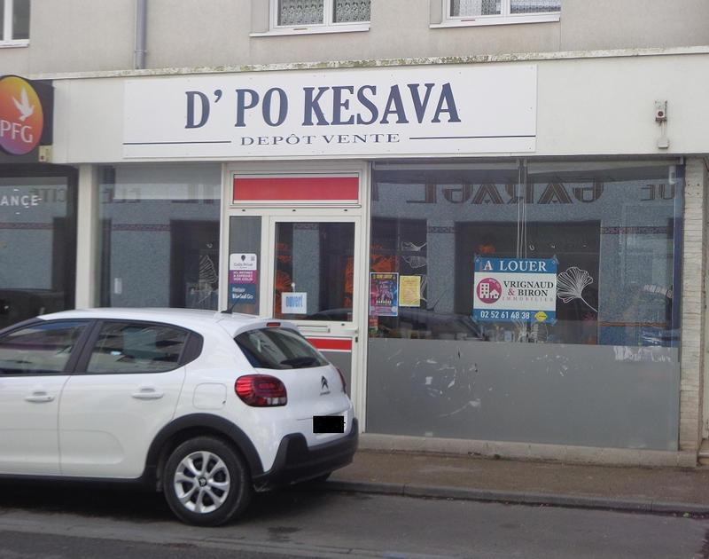 Local commercial - 73 m² - 4 pièces