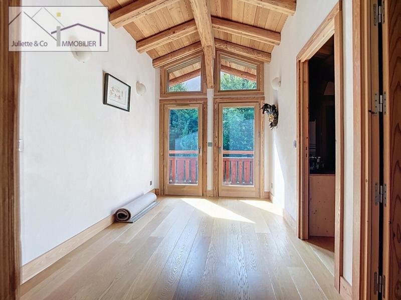 Maison - 180 m² - 5 pièces