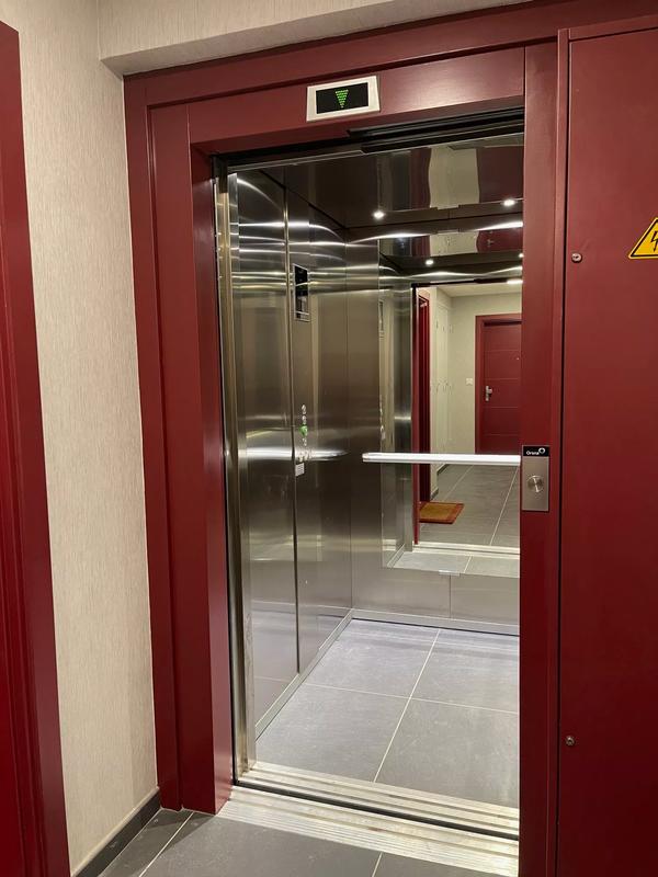 Appartement - 82 m² - 4 pièces