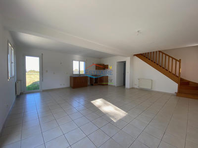 Maison - 105 m² - 5 pièces