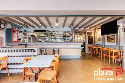 Fonds de commerce - 750 m²