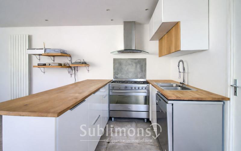 Maison - 102 m² - 4 pièces