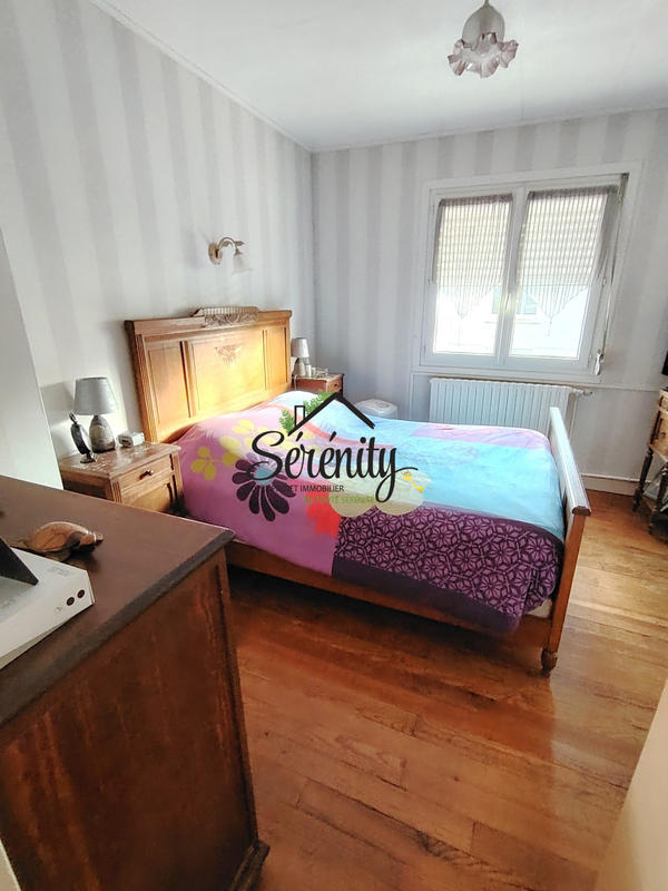 Maison - 85 m² - 8 pièces