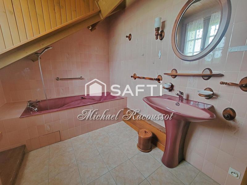 Maison - 183 m² - 8 pièces