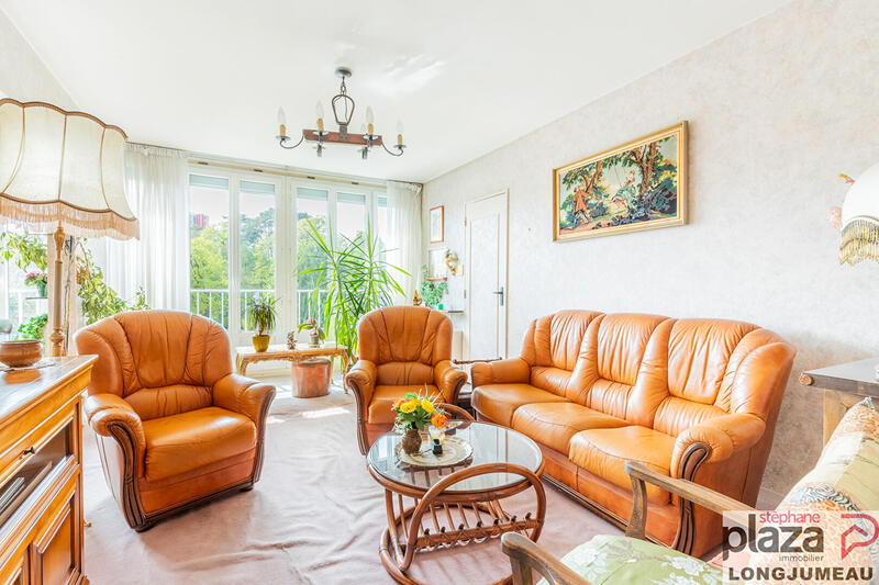 Appartement - 81 m² - 4 pièces