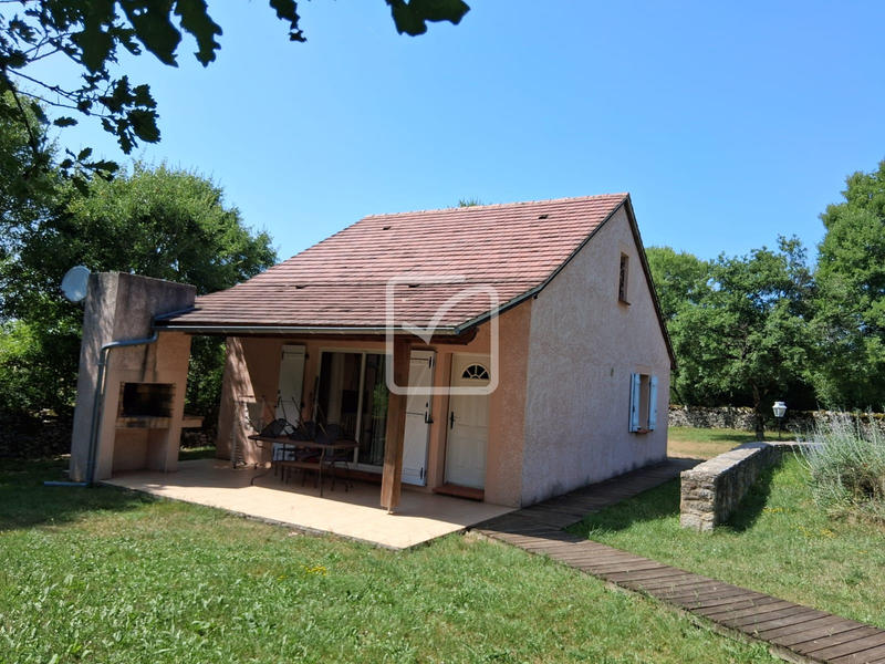 Maison - 256 m² - 12 pièces