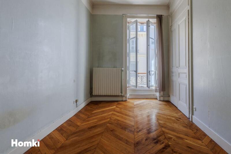 Appartement - 64 m² - 2 pièces