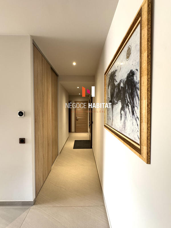 Villa - 167 m² - 10 pièces