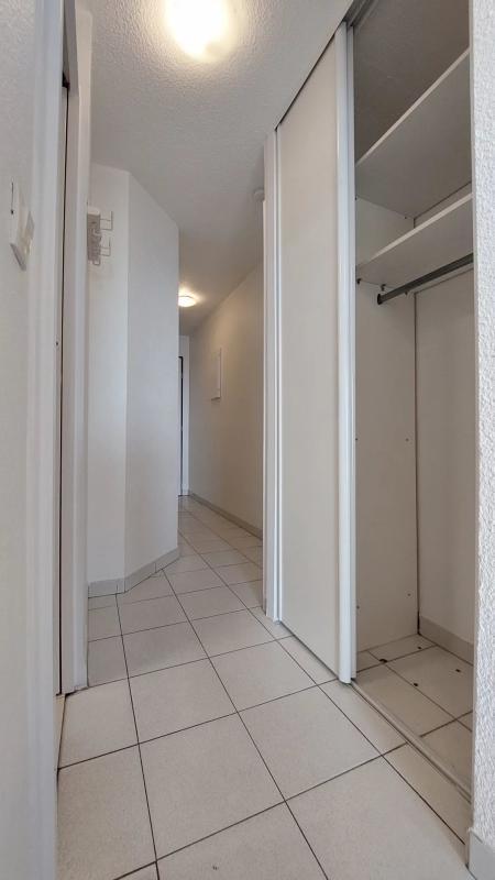 Studio - 25 m² - 1 pièce