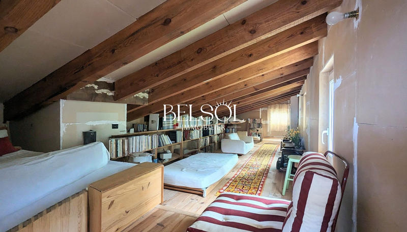 Maison - 184 m² - 6 pièces