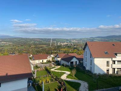 Appartement - 97 m² - 4 pièces