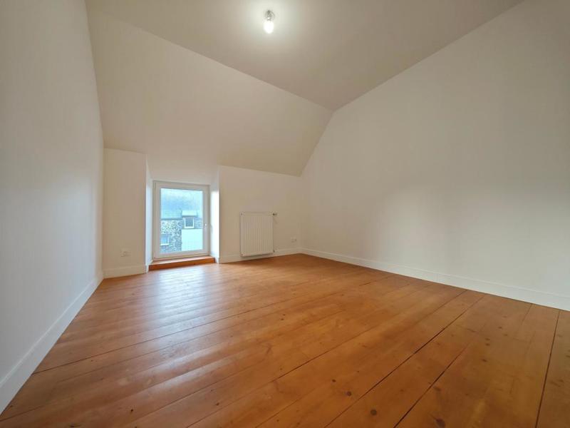 Maison - 106 m² - 6 pièces