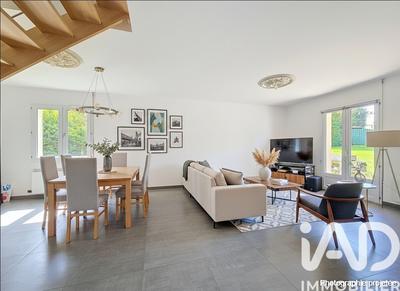 Maison - 143 m² - 6 pièces