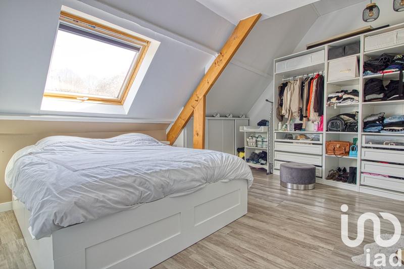 Maison - 90 m² - 5 pièces