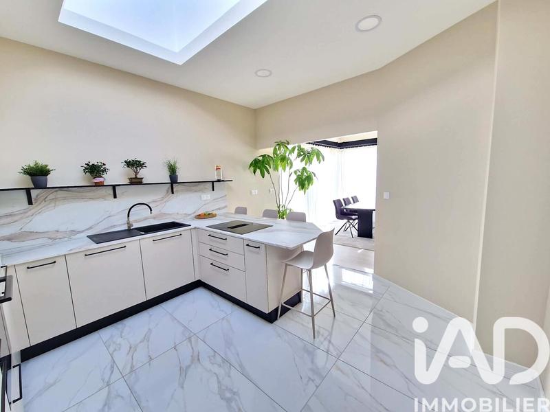 Maison - 153 m² - 7 pièces